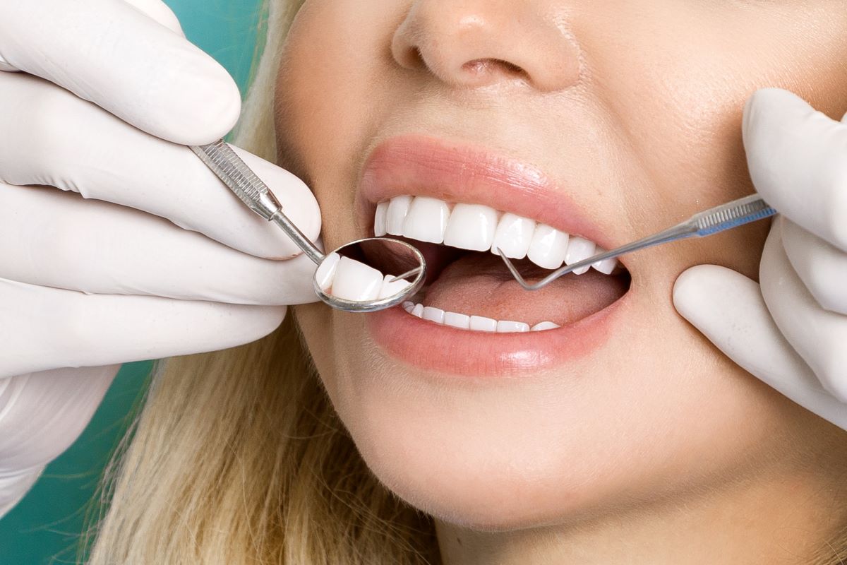 woman at the dentists